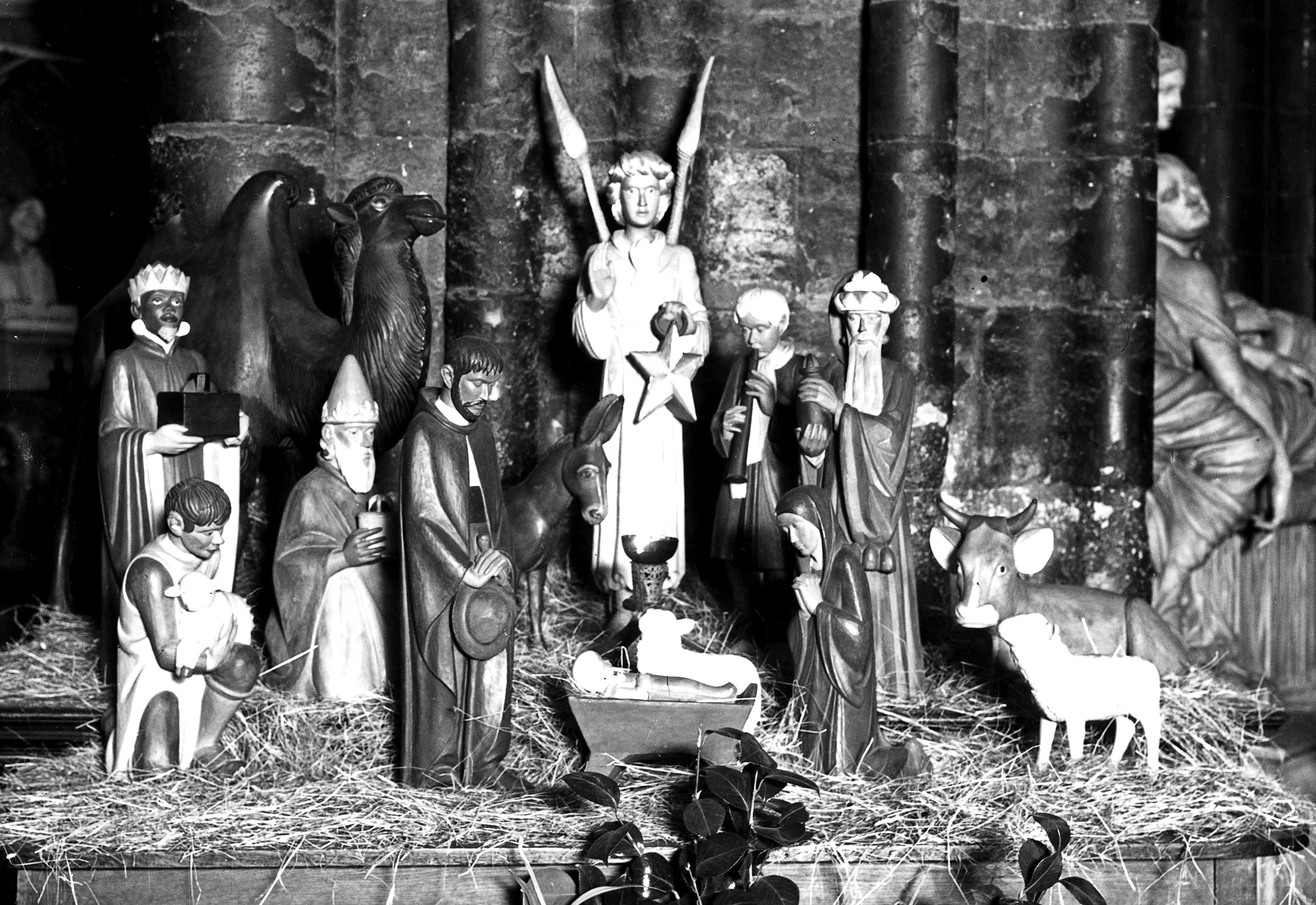 Westminster Abbey Crib Figures pre-1966