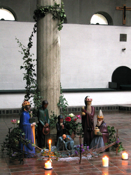 Epiphany 2019 by the pillar in NE corner of the sanctuary, Estonian style