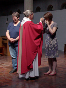 guests receiving communion